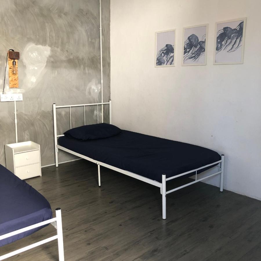 Rembulan Langkawi Guesthouse パンタイ・サナング エクステリア 写真